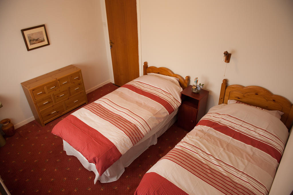 Fort House Bed & Breakfast Килбеган Стая снимка
