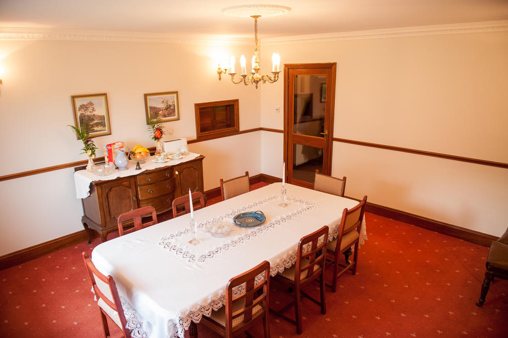 Fort House Bed & Breakfast Килбеган Екстериор снимка